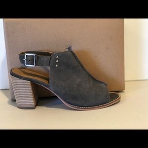 Women J shoes